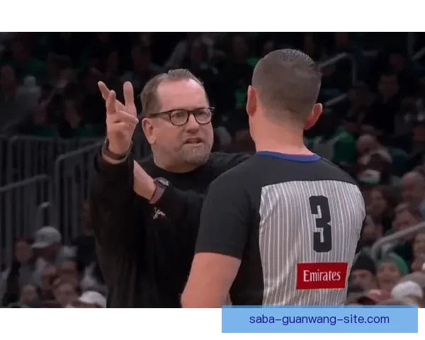 庄神比赛做开枪手势遭联盟重罚两万五美元事件持续引发舆论关注